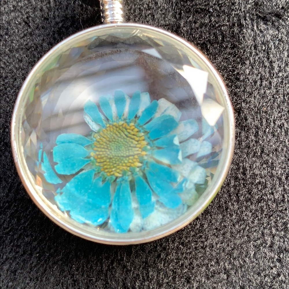 🎃 Necklace encased blue flower - Picture 4 of 4